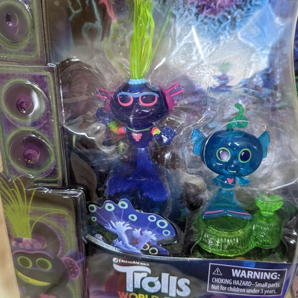 Easy gift or Stocking stuffers for your Trolls fan. Five (5) piece Troll bundle - Picture 5 of 5